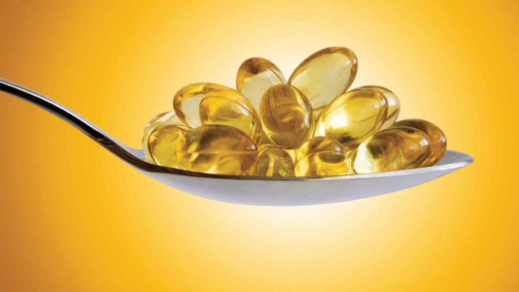 spoon holding fatty acids