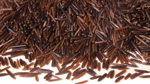 pile of brown wild rice