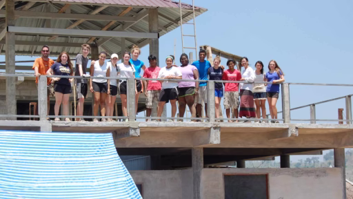 high student helping Thailand orphanage
